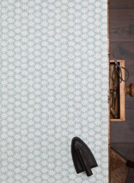 Luna Misty on Chunky White Linen Union