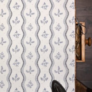 Zaggie Blues II on Ivory Linen