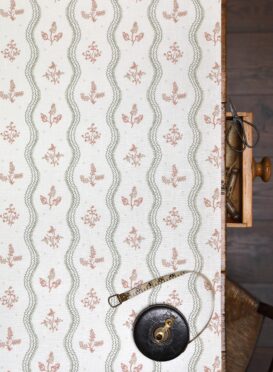 Zaggie Olive + Terracotta on Ivory Linen