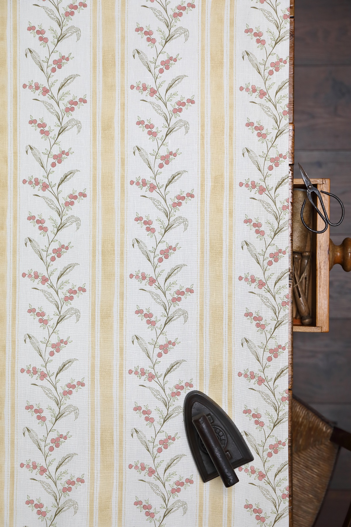 Genevieve Honey + Pamplemouse on Ivory Linen