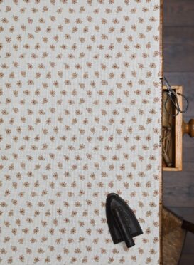 Chalet Sprigs Mouses Back + Indian Red on Stone Linen