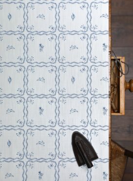 Delft Tile Blue on Chunky White Linen Union