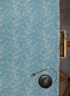 Paloma Sea Blues I on Dune Linen