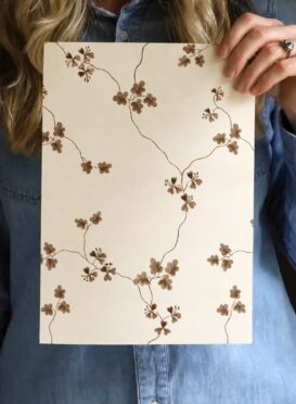 Floraison Warm Brown Wallpaper (No 8)