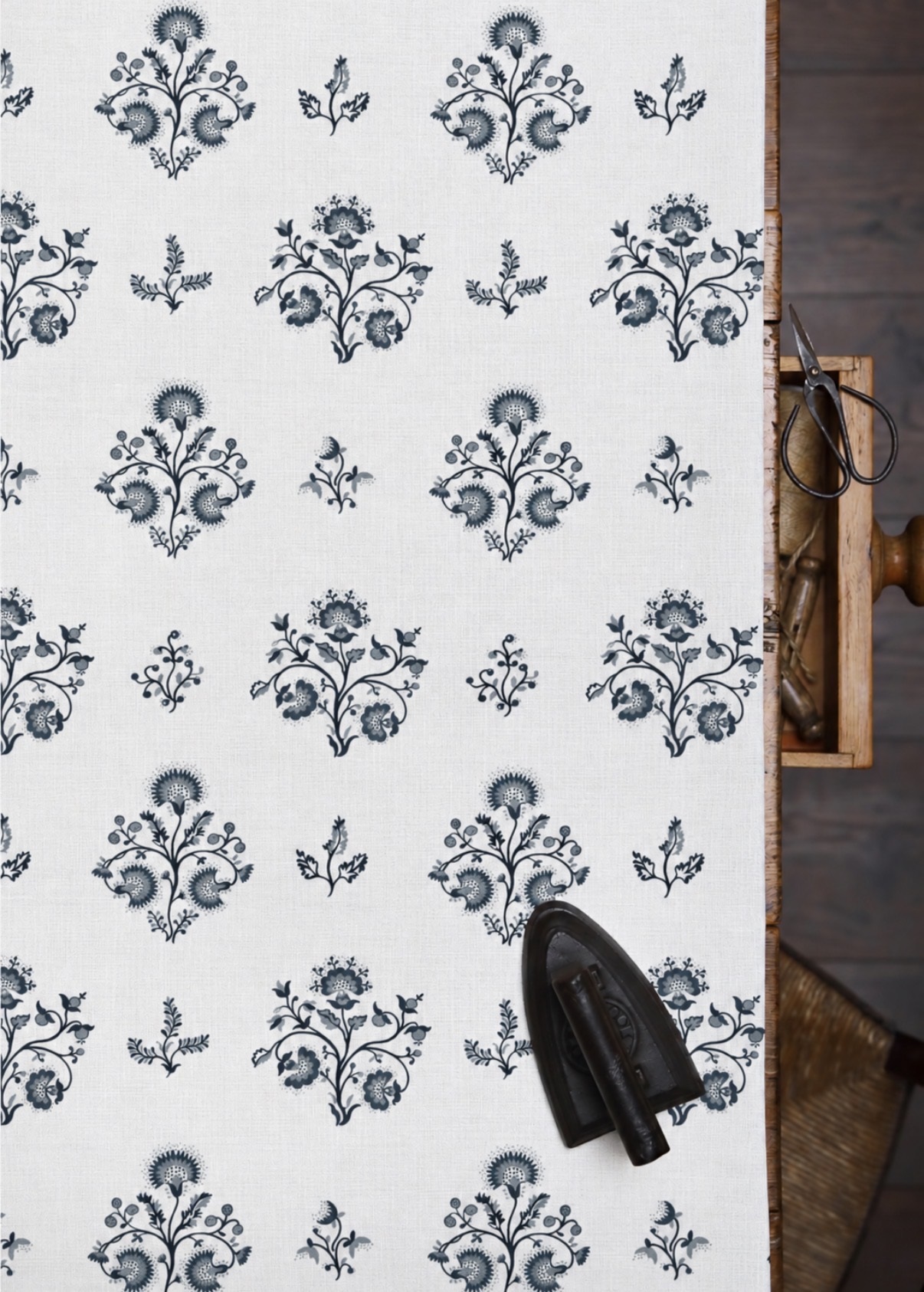 Agatha Small Inky Blues on Chunky White Linen Union