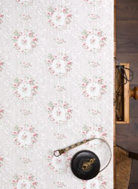 Mathilde in Light Pink on Chunky White Linen Union